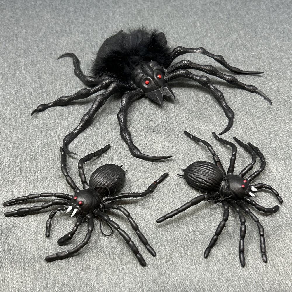 3pc Realistic Halloween Spider Lot Red Eyes Suction Cup Hanging Decor Props